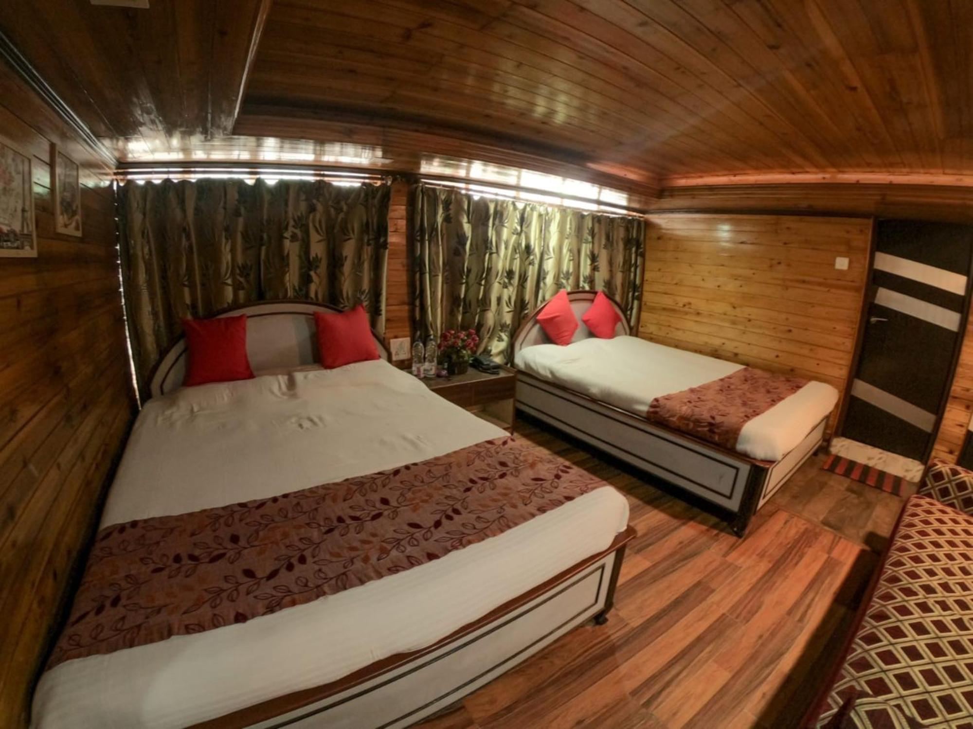 Grg Broadway Mall Road Darjeeling By Royal Collection Hotel Luaran gambar